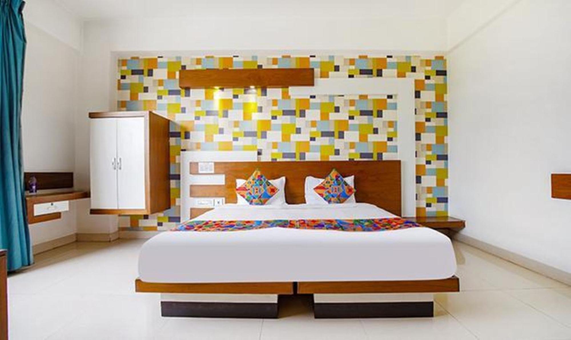 Fabhotel Emirates Suites - Sarjapur Road Bangalore Exterior photo