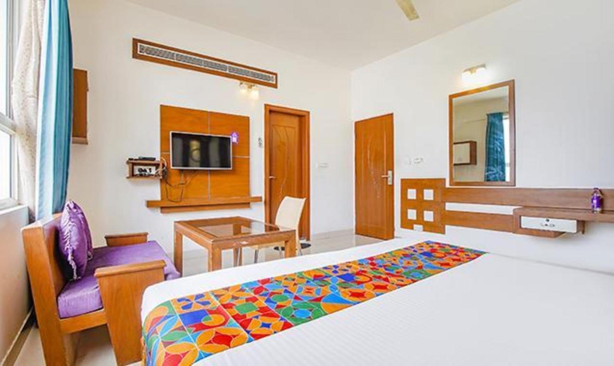 Fabhotel Emirates Suites - Sarjapur Road Bangalore Exterior photo